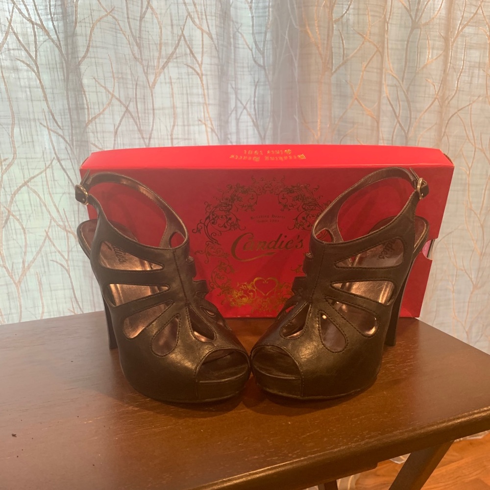 Candies Black open toe shoes